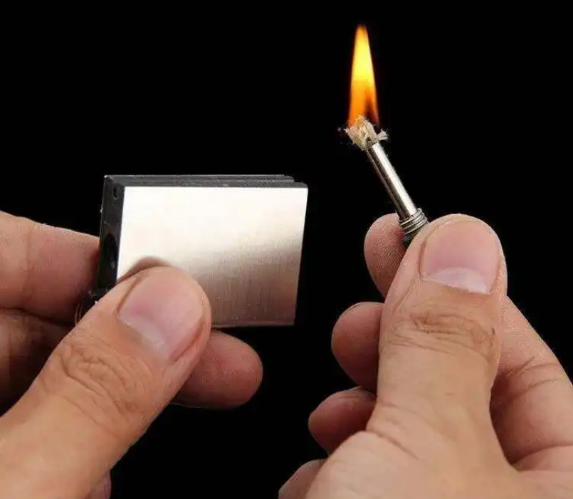 Portable Flint Fire Starter Keychain