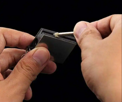 Portable Flint Fire Starter Keychain
